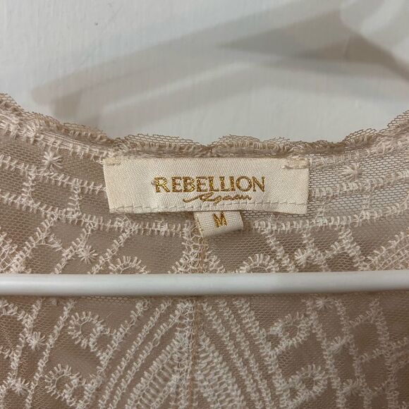 Beige Lace wrap - Picture 2 of 4